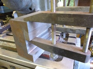 Gib clamped to female part for drilling - 703