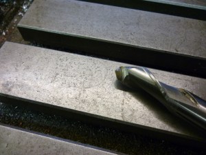 Modified slot drill for cutting chamfers - 451