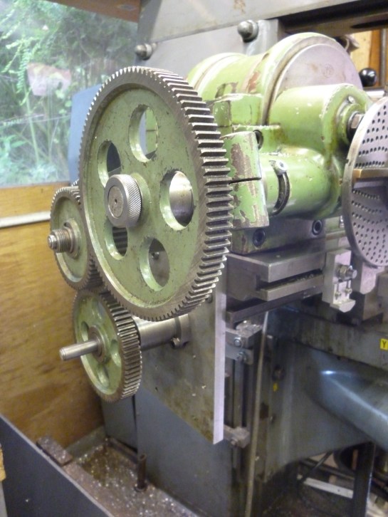 709 gear train fitted for helical milling