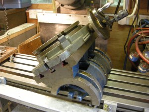 241 rotary table on tilting table