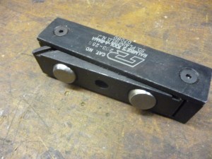 1052 device for use in vice