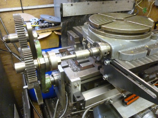 1035 driving the rotary table 2