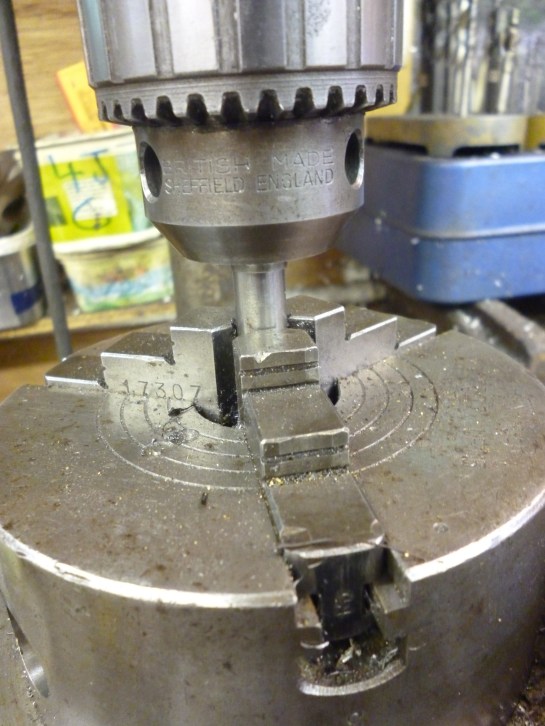 3111 aligning rotary table on pillar drill